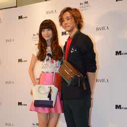 ヨンア(左)、松坂桃李(右)