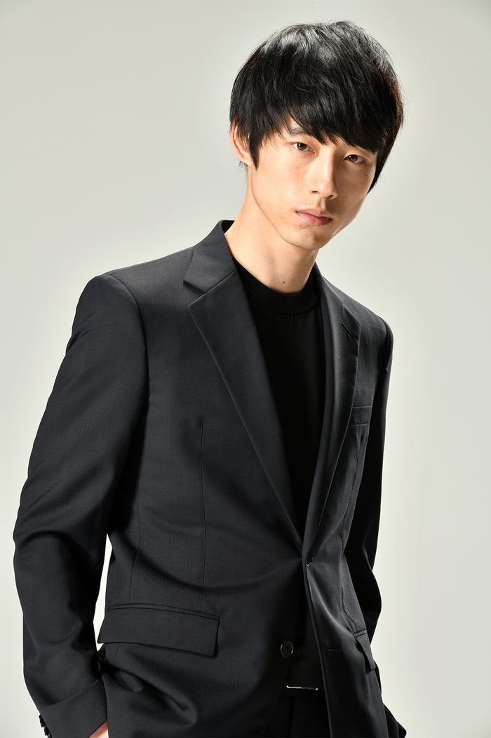 坂口健太郎(C)カンテレ