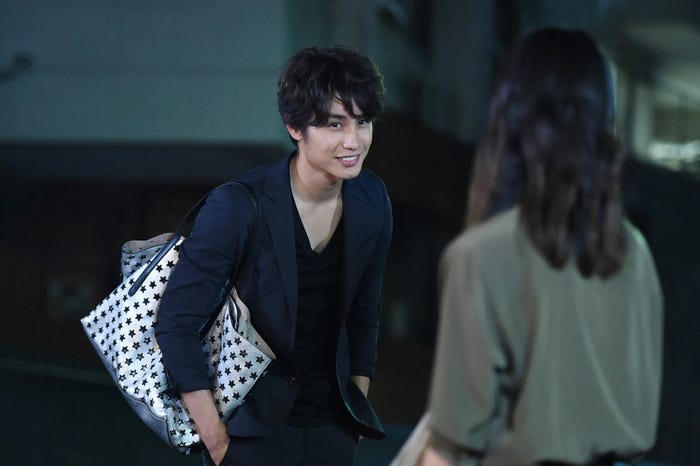 中村蒼、武井咲「せいせいするほど、愛してる」第6話・場面カット(C)TBS