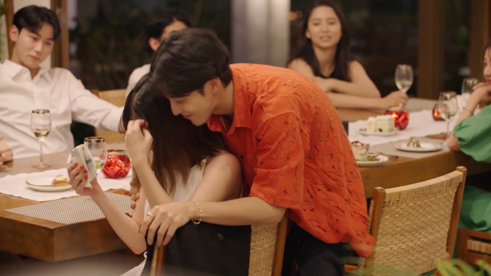 矢ヶ部初音、高崎凌「LOVE CATCHER Japan」第7話（C）CJ ENM CO., LTD. All Rights Reserved（C）AbemaTV,Inc.