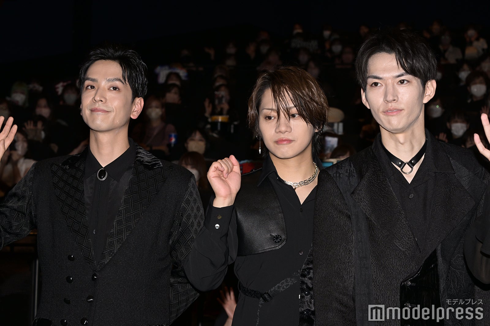 （左から）黒羽麻璃央、佐藤流司、和田雅成（C）モデルプレス