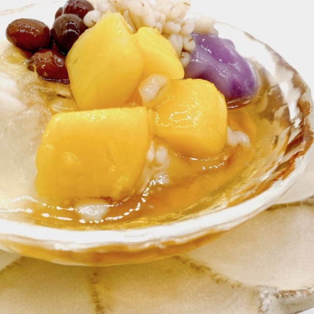 セブンイレブン「アジアンスイーツ五種具材のつるりん豆花」