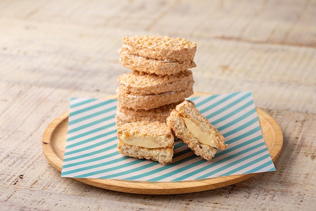 ミルク ダックワーズ860円／画像提供：オペレーションファクトリー