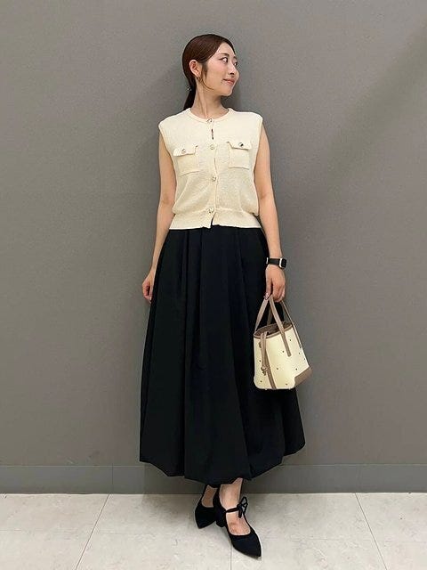 黒ロングスカート コーデ 黒ロングスカートコーデ3