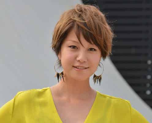 田中美保、鮮やかなワンピで美脚魅せ ファンから黄色い歓声