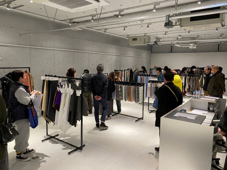 3社で合同生地展「リンクエレメンツ」 コンバーターやアパレルなど来場