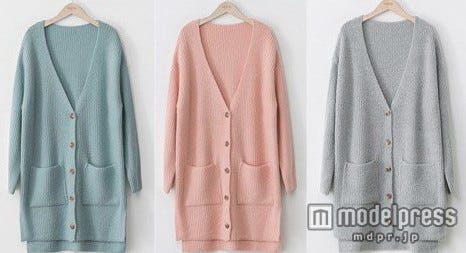 前ボタンのリブニットカーディガン3色展開 画像提供:「ogage japan」4,980円(税込)