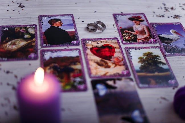 相性占いしたら結果が悪くて彼と微妙な空気に どうするのが正解 モデルプレス