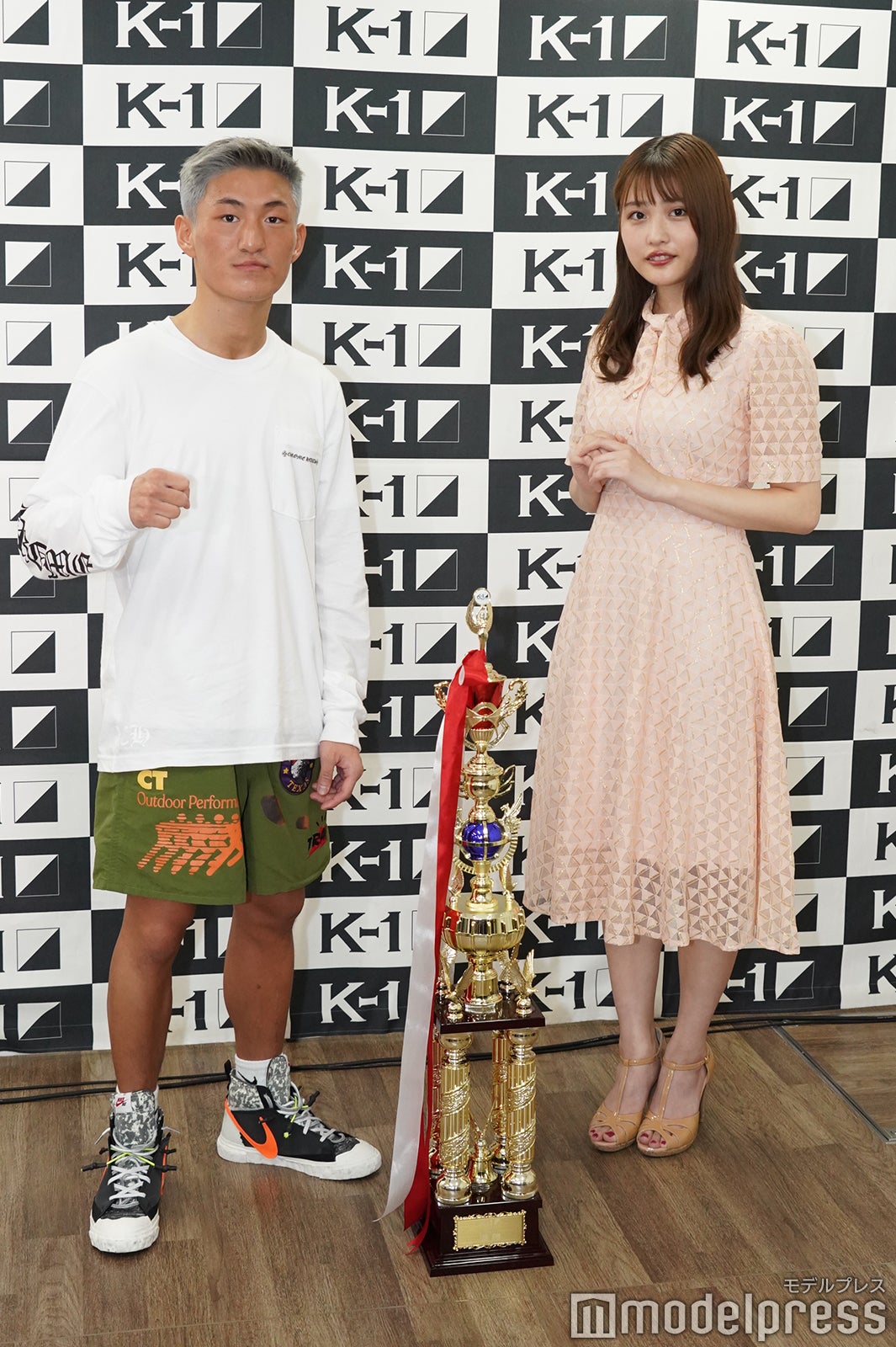 黒田斗真選手、石田桃香 （C）モデルプレス