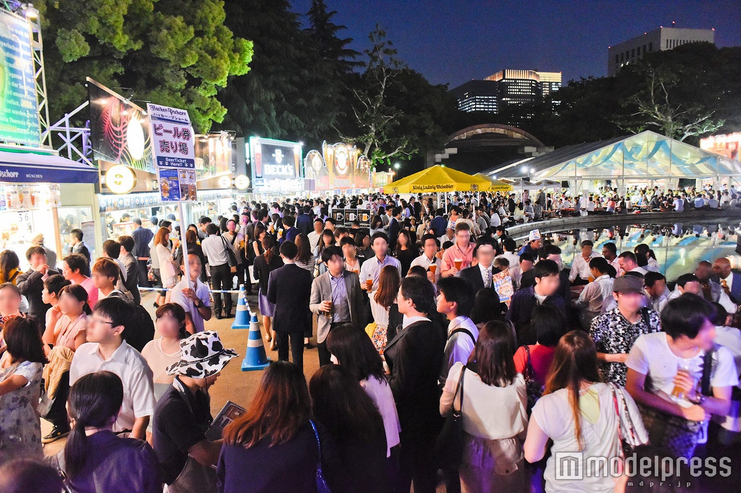 ビールの美味しい季節が到来!「日比谷オクトーバーフェスト2016」開催