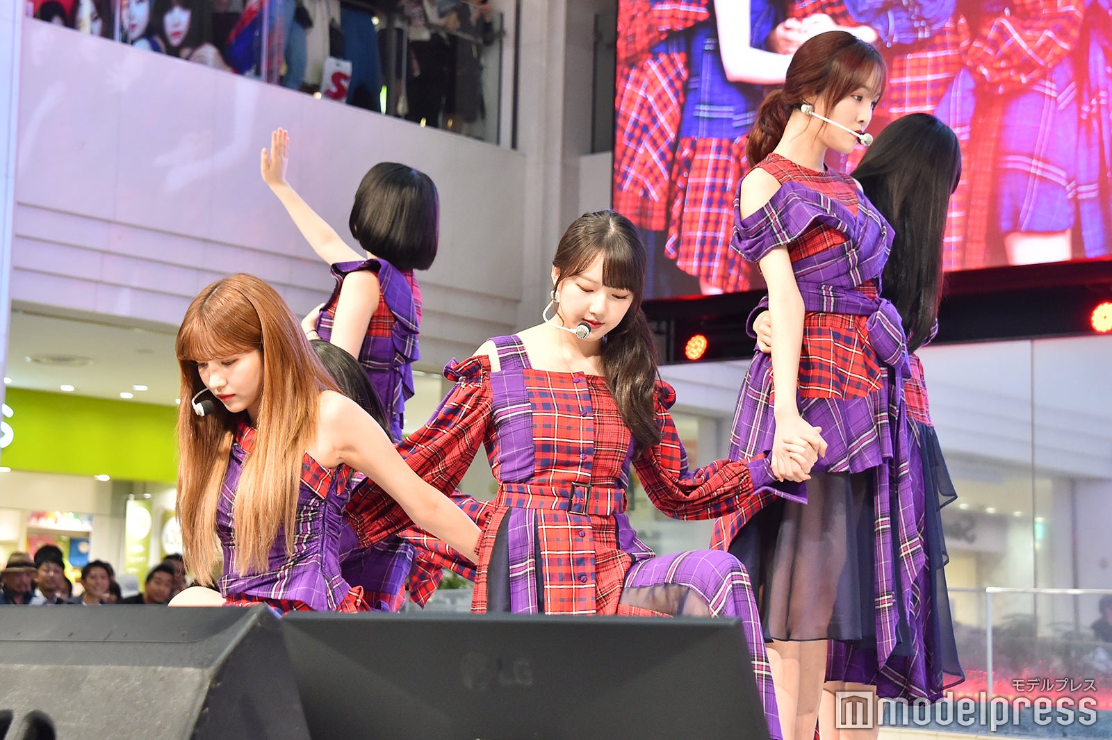 GFRIEND（C）モデルプレス