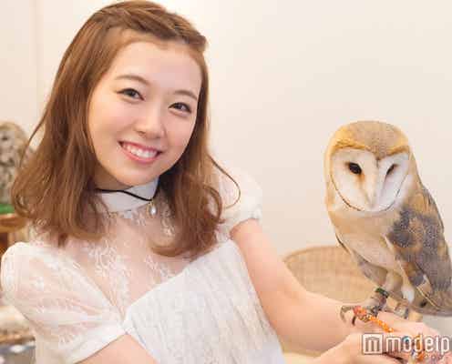 フクロウを乗せる“渡辺美優紀”も可愛い!事件発生で「心臓が止まるかと…」<みるきー オトナ行き Vol.35>