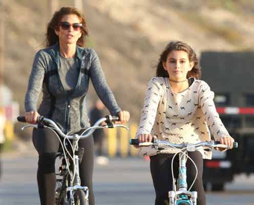 元スーパーモデルの娘、ママよりも美人に成長中?