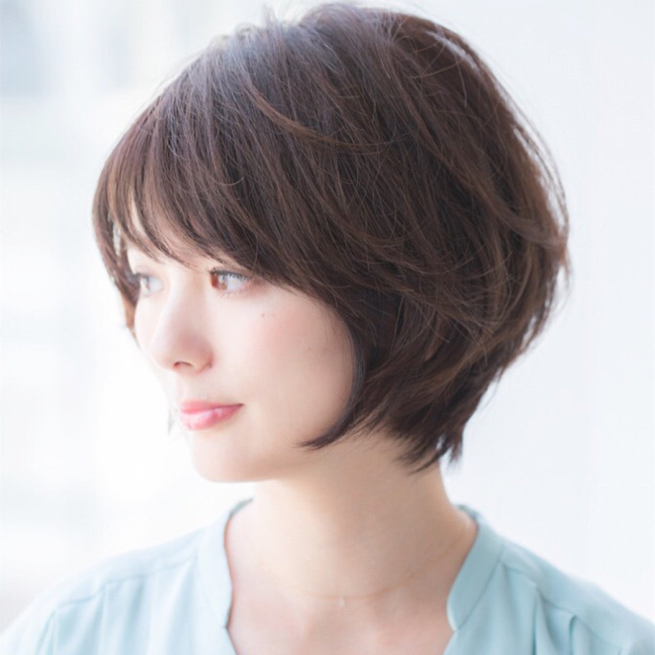 ショートカット 髪