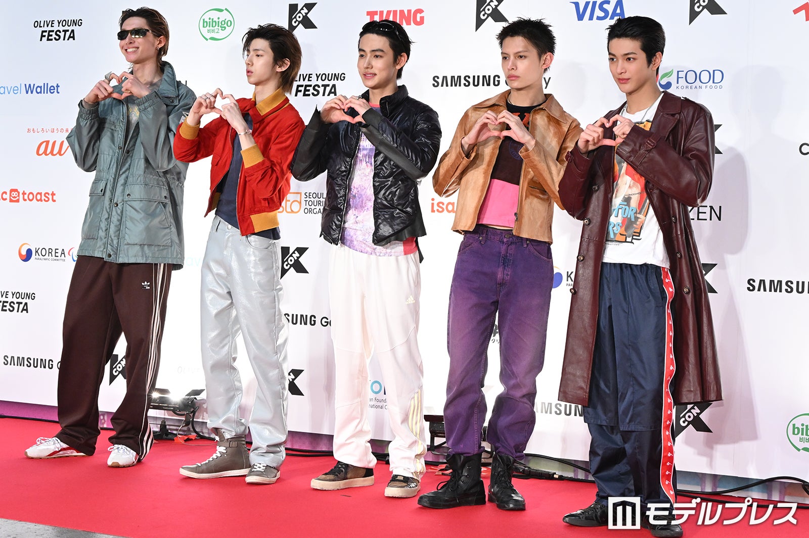 CORTIS、“ずっと立ちたいと思っていたステージ”控え意気込み 「ワクワクしています」【KCON JAPAN 2026／レッドカーペット】