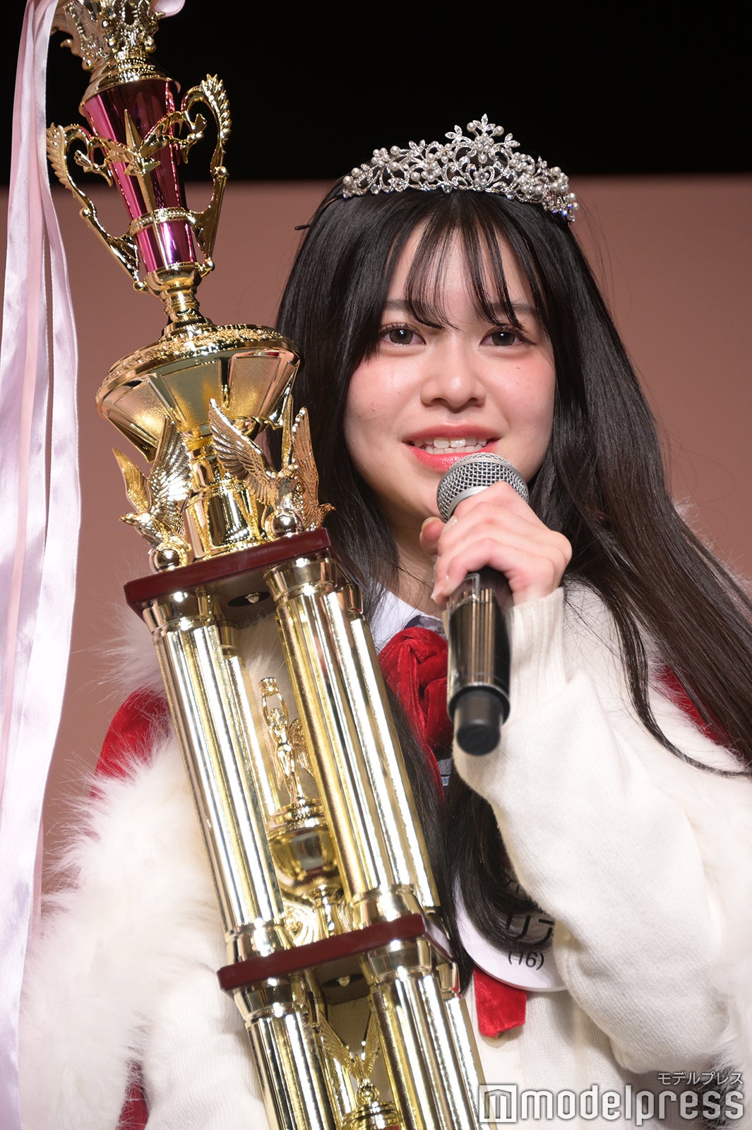 リア（C）モデルプレス