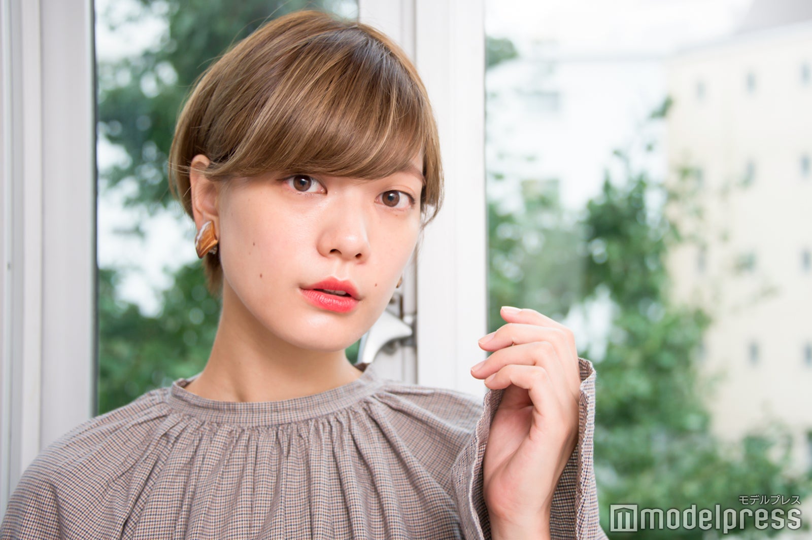 ちふれ 口紅（詰替用）　556 レッド系使用（C）モデルプレス