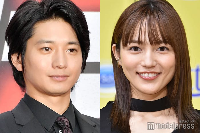 向井理、川口春奈(C)モデルプレス