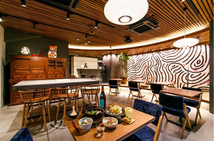 特集は“フォトジェニックTOKYO!”/画像提供:株式会社KADOKAWA