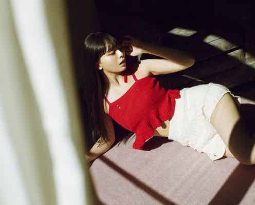 「Girls Planet 999」出身の川口ゆりな、初カレンダー発表 ヘルシーな肌見せにも挑戦