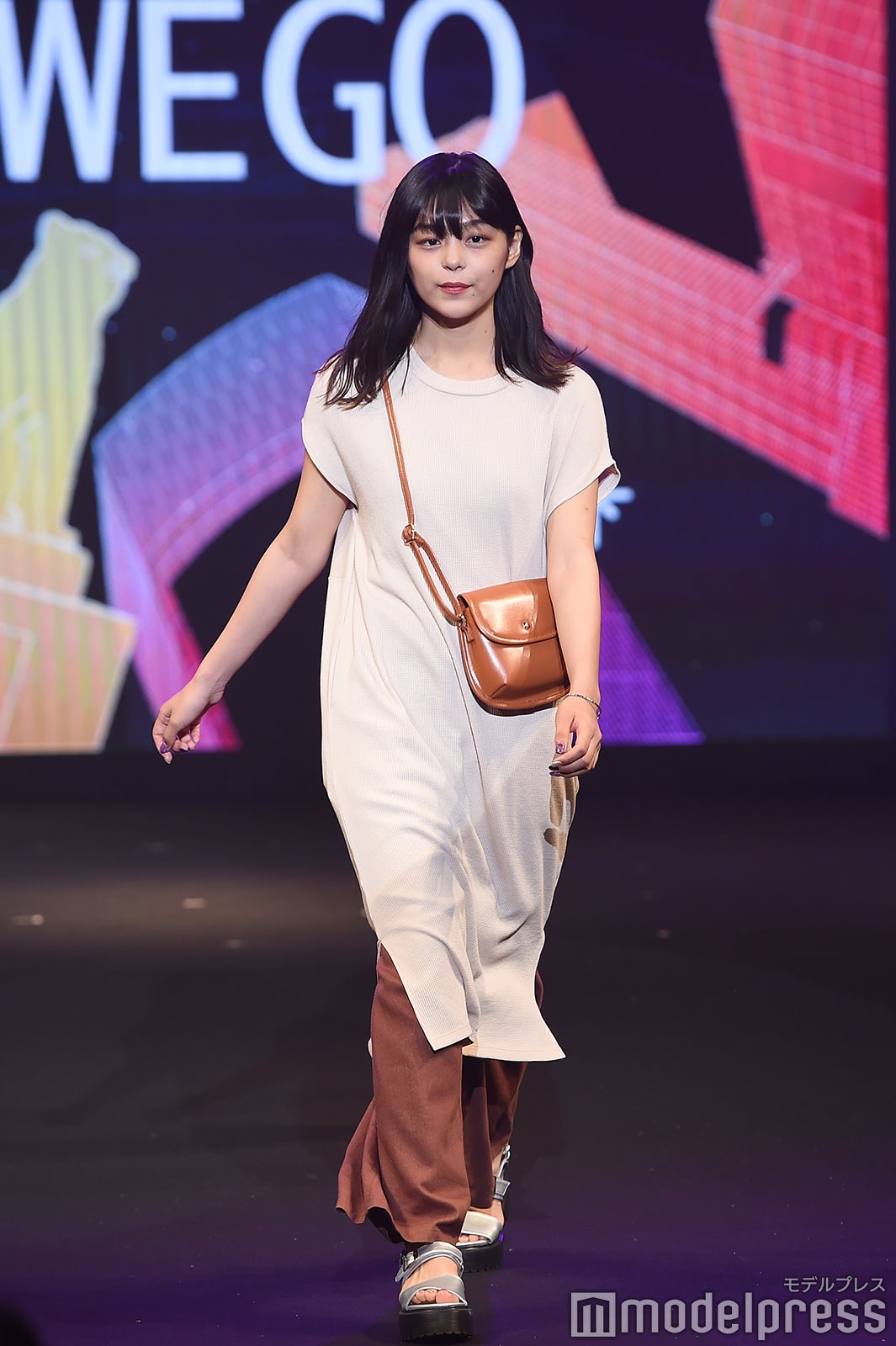 （C）モデルプレス