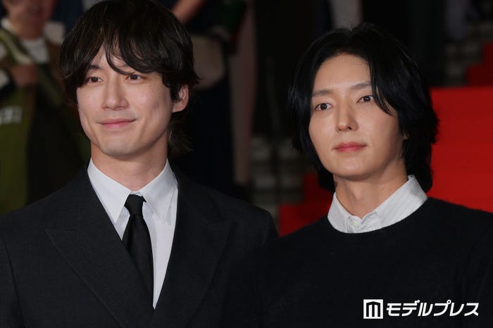 坂口健太郎、イ・ジュンギ(C)モデルプレス