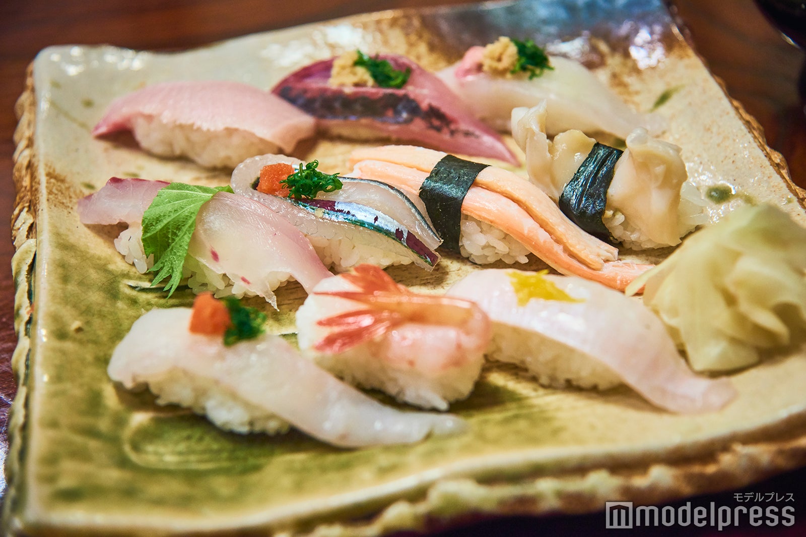 「地物にぎり10貫（2700円税込）」（C）モデルプレス