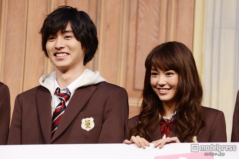 山崎賢人、桐谷美玲