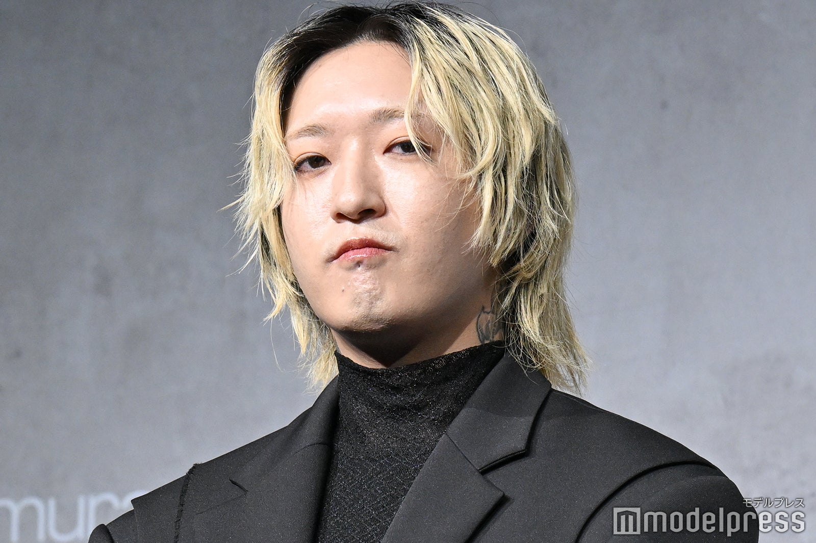 Ayase（C）モデルプレス