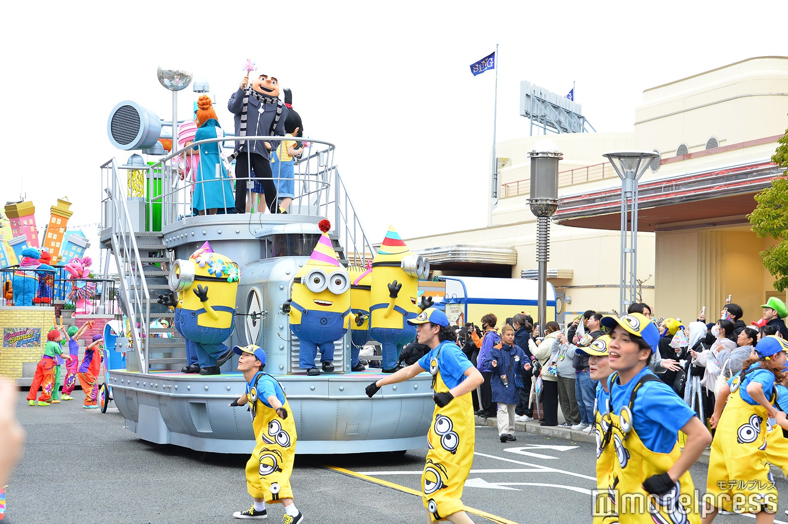 「NO LIMIT！ パレード ～Discover U！！！ バージョン～（C）モデルプレス