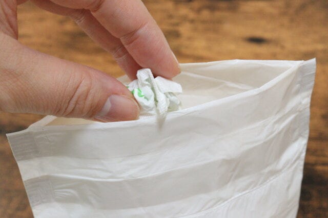 自立型卓上巾着ポリ袋(20枚、バイオマス25%) 使用例 自立型卓上巾着ポリ袋(20枚、バイオマス25%) 使用例