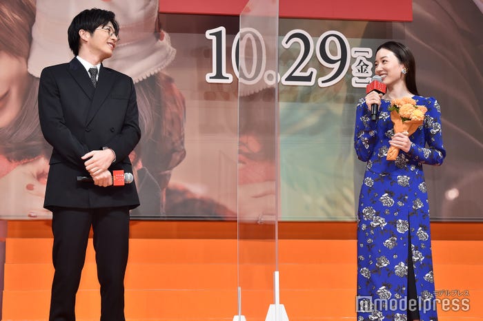 田中圭、永野芽郁 (C)モデルプレス