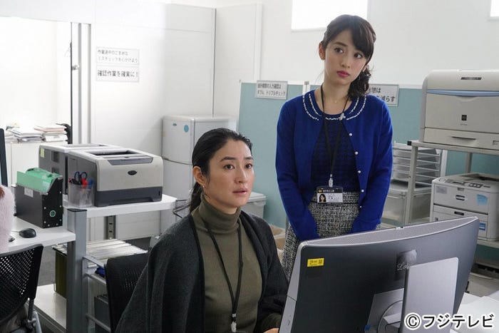 小雪、泉里香(C)フジテレビ