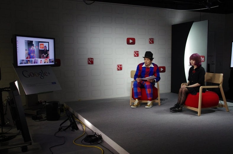 きゃりー、世界各国のファンと交流　スウェーデン少女が号泣