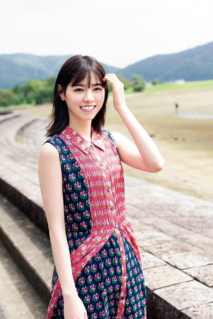 画像2 4 西野七瀬 乃木坂46卒業後初の少年誌登場 色白素肌が眩しい モデルプレス