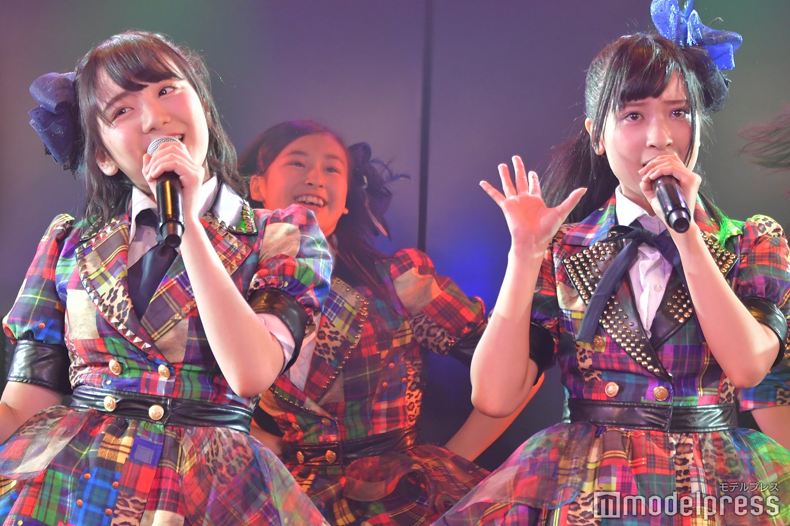 田口愛佳、庄司なぎさ／AKB48柏木由紀「アイドル修業中」公演（C）モデルプレス