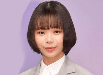 趣里主演の「大空港」 怪しいサプリ持ち込む入国客役が絶妙配役「怪しいもんじゃないって！」にネット「いつも怪しい人の役w」