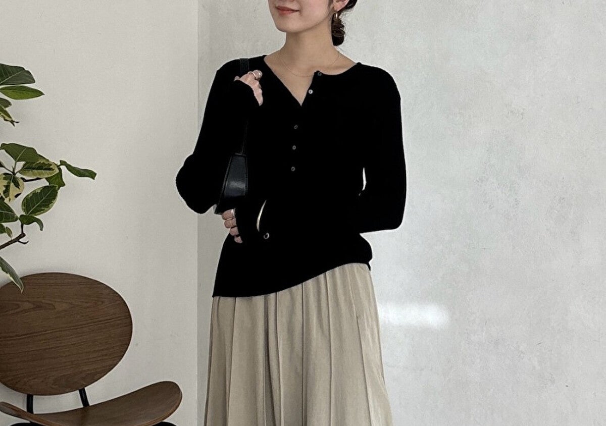 秋の「黒ニット」はこう着るのが正解！可愛くて細見えが叶う♡おしゃれな人のお手本コーデ5選