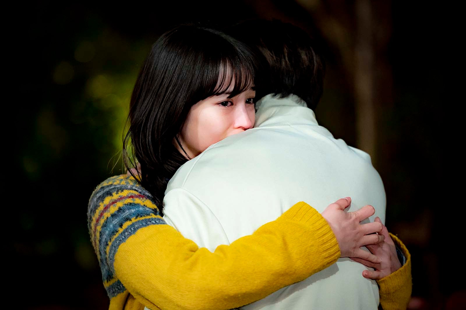 「夕暮れに、手をつなぐ」空豆（広瀬すず）＆音（永瀬廉）、涙のハグ “ラストの前言撤回”に「かっこよすぎ」「号泣」と反響