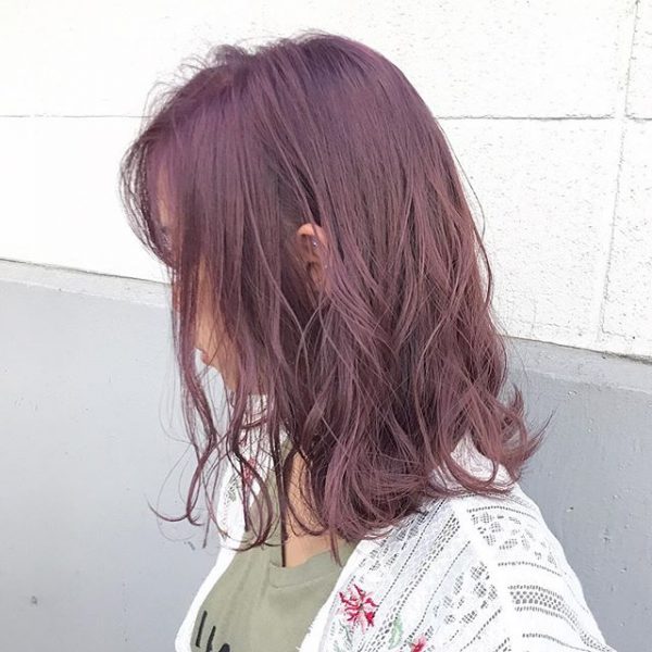 ブルベ冬 に似合う明るめ髪色16選 顔色が映える旬のヘアカラーって モデルプレス ブルベ冬 に似合う明るめ髪色16選 顔色が映える旬のヘアカラーって モデルプレス
