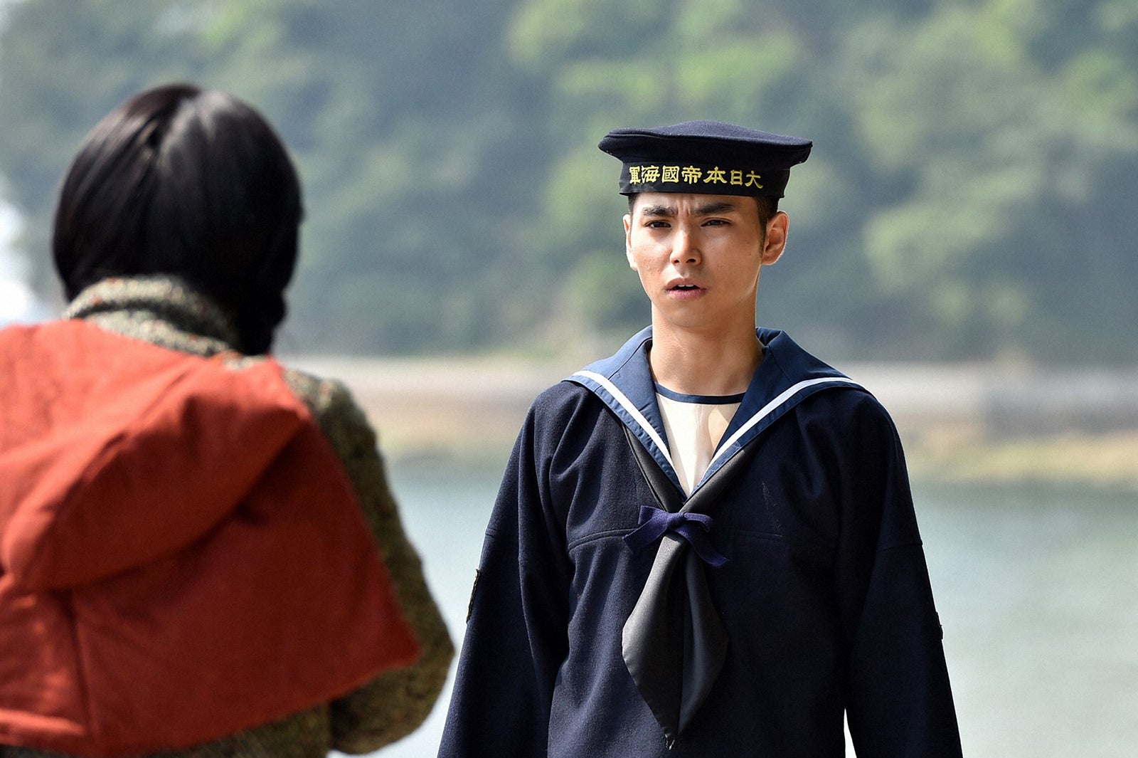 松本穂香、村上虹郎／「この世界の片隅に」（C）TBS