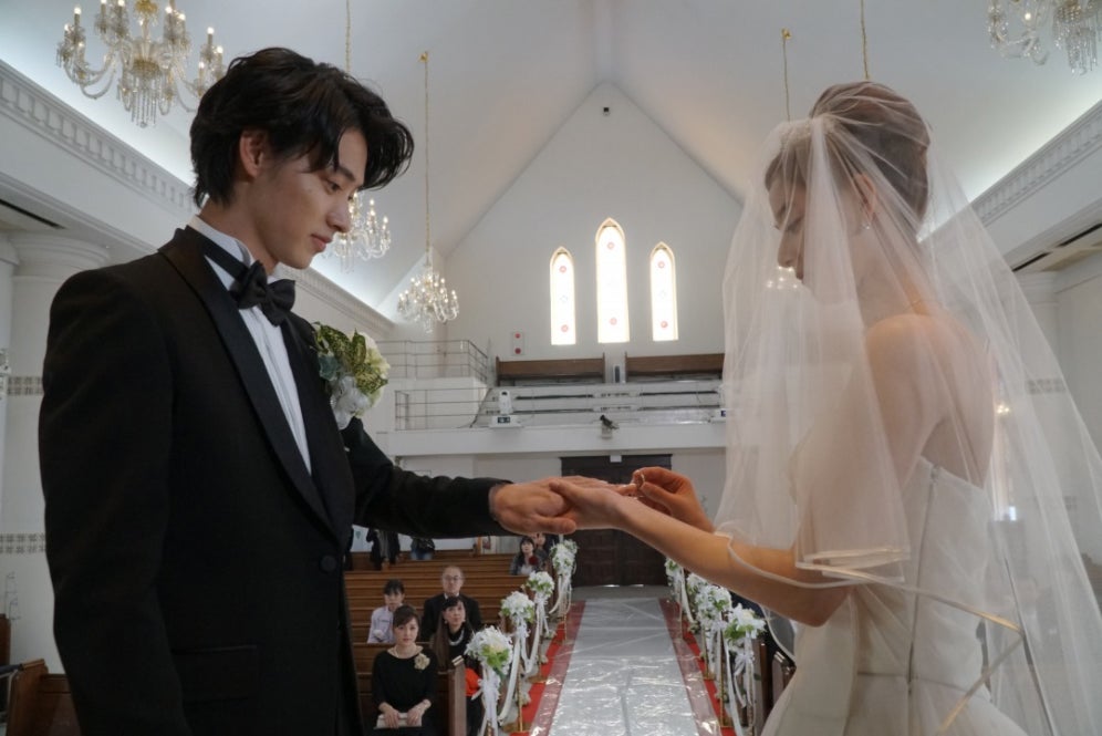 山崎賢人、新木優子（写真提供：サイバーエージェント）