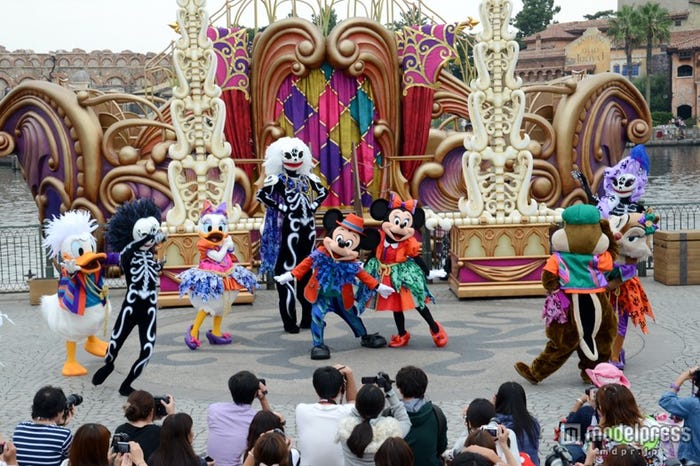 新プログラム「ウェルカム・スケルトン・フレンズ」/ドナルド、デイジー、ミッキー、ミニー