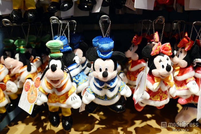 「カラー・オブ・クリスマス」のぬいぐるみバッチ/TDS