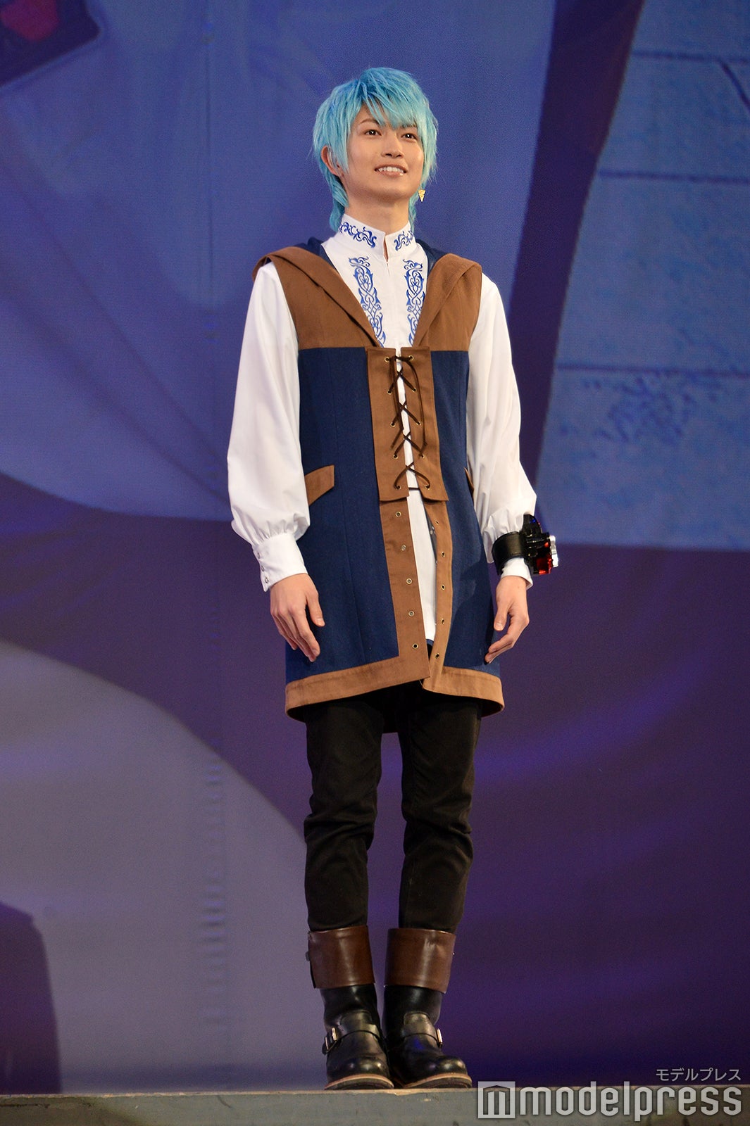 綱啓永（C）モデルプレス