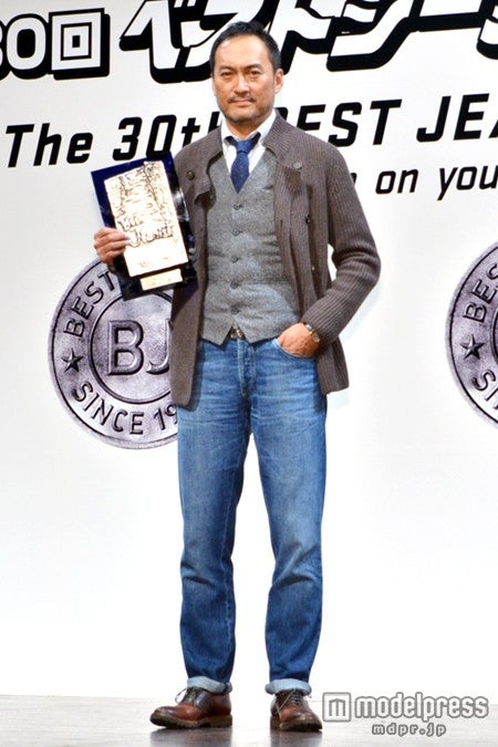 ローラは 天敵 渡辺謙が敵意示す モデルプレス