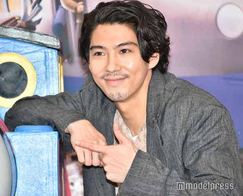 賀来賢人、ファスティングで「鬼滅の刃」宇髄天元の肉体美に注目「てんげんさまも…」