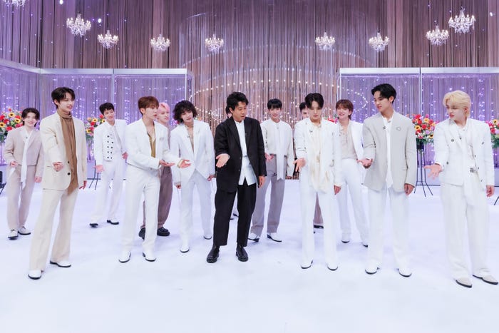 SEVENTEEN、大泉洋(C)NHK