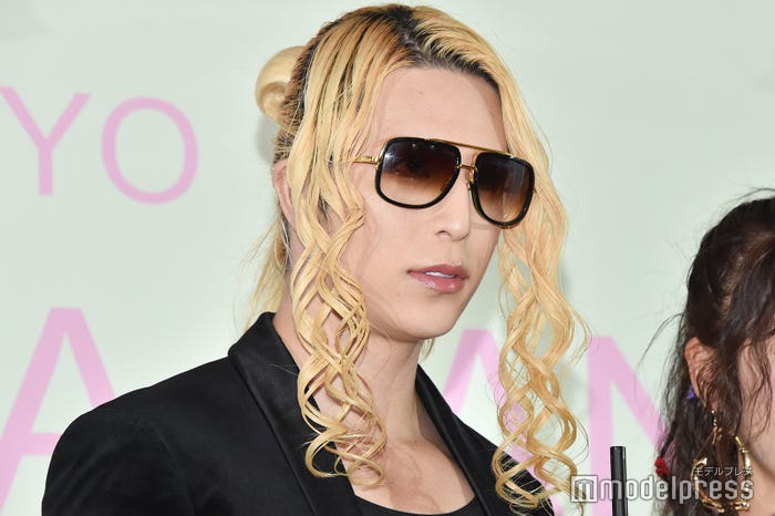 ROLAND(C)モデルプレス