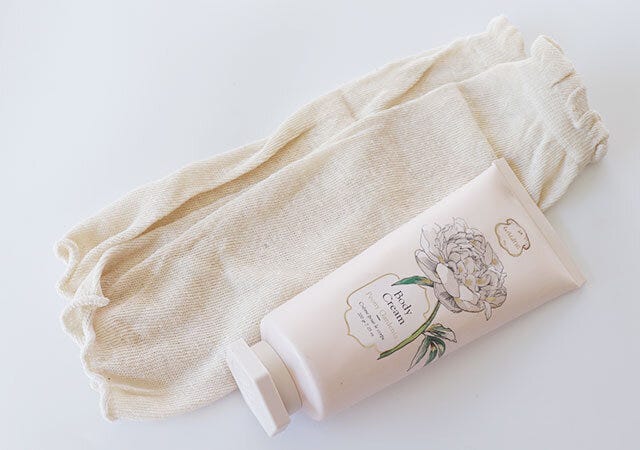 保湿クリーム　保護　守る